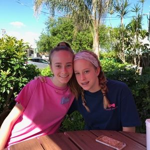 Meet your Posher, Charlotte